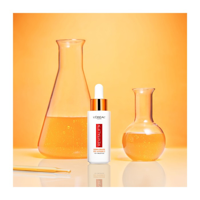 LOreal Paris Revitalift Clinical 12% Vit C Face Brightening Serum, 30ml