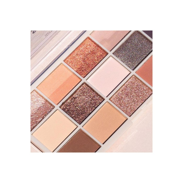 MUA 15 Shade Palette - Παλέτα Σκιών Blush Nudes